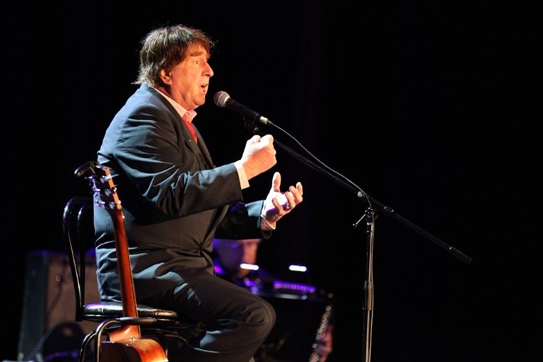 Bernard Sauvat Au Casino Du Liban